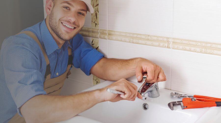 Kitchen Faucet Repair Service in La Motte, IA